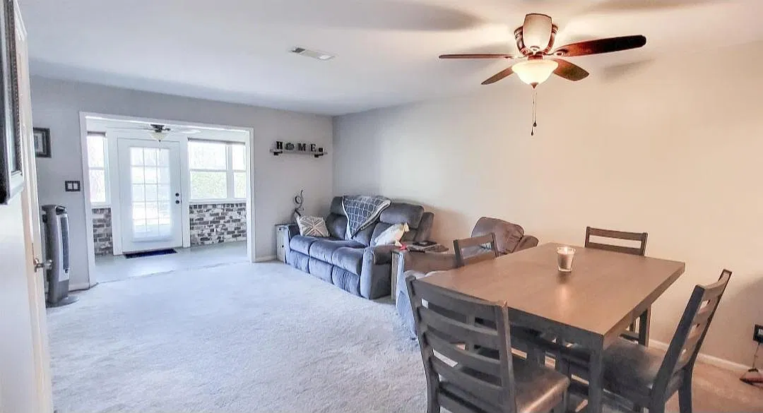 2 bed, 1.5 bath, 1200 sqft, $1,550 — Photo 2