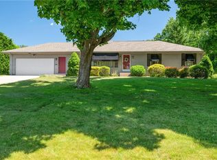 1 Ike St, Cumberland, RI 02864