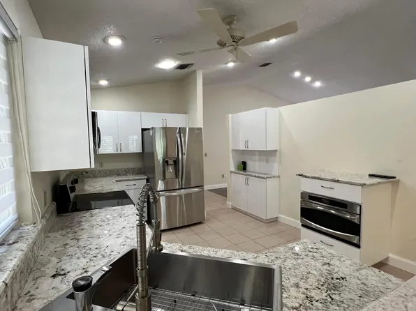 1365 NW 25th Lane, Delray Beach, FL 33445