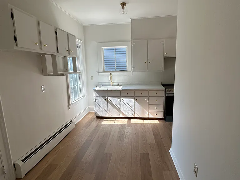 9 South St #H — Photo 2