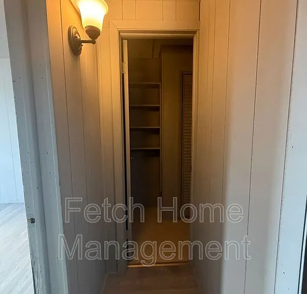 422 Hillside Ave — Photo 11