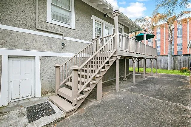 2432 Calhoun St — Photo 15