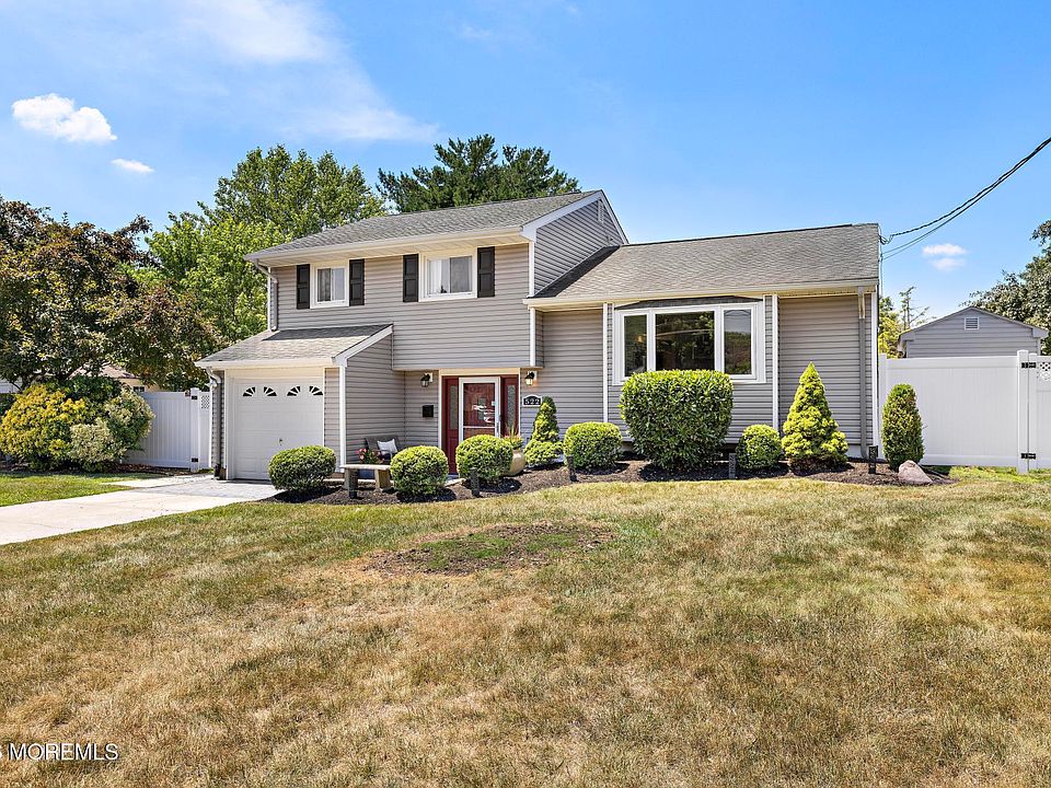 1st image of 522 Mackey Avenue