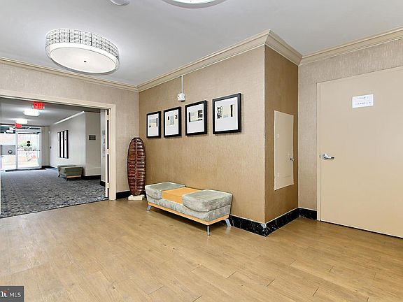 5th image of 6621 Wakefield Dr APT 609