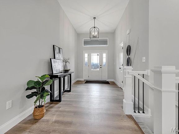 5th image of 105 Timber Wind Dr