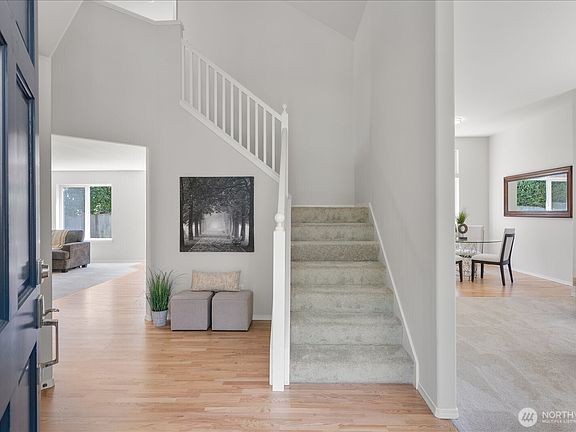 2nd image of 7205 NE 147th Place