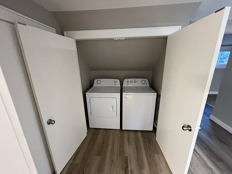 1427 Madison Ave — Photo 5