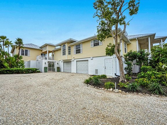 2nd image of 4179 Dingman Dr