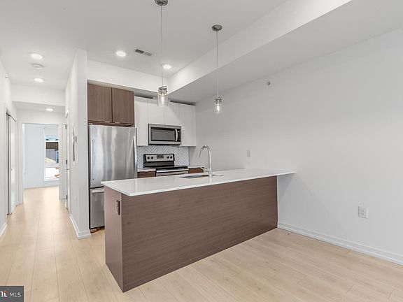 5th image of 1234 N Taney St #C