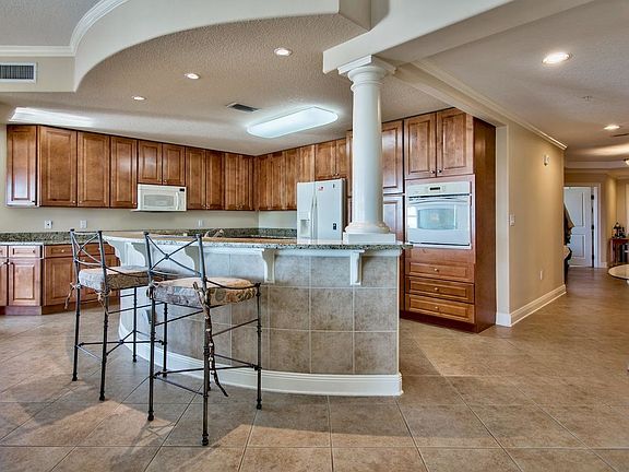 5th image of 770 Harbor Blvd Unit 7I
