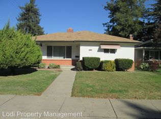 1221 W Elm St, Lodi, CA 95240