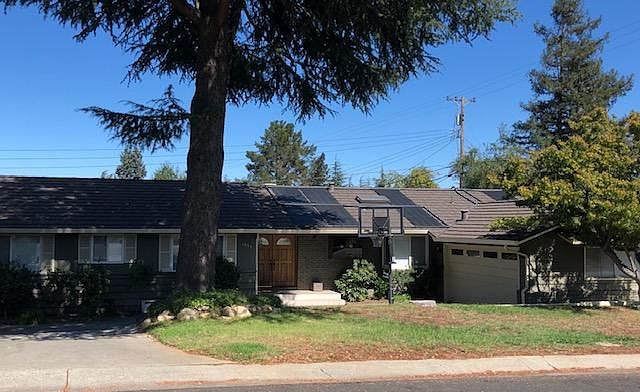 1st image of 1555 Redwood Dr