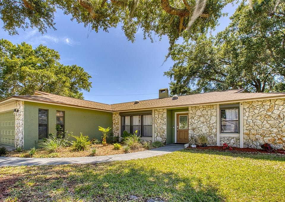 1st image of 2430 VICTORY PALM DRIVE