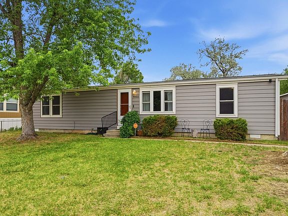 5th image of 4603 Yellowstone Dr