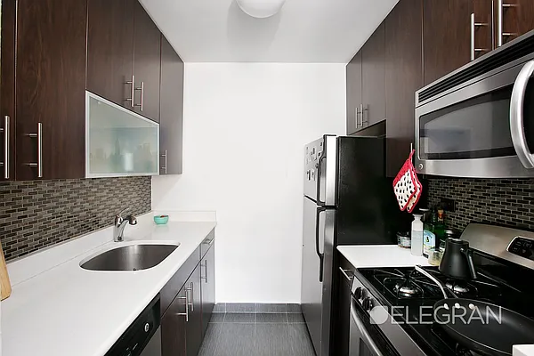 Rented by (Legacy) Elegran | media 10