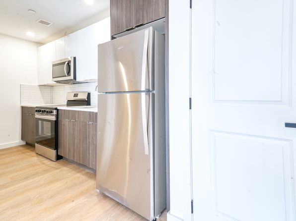 1182 Ogden Ave #5C