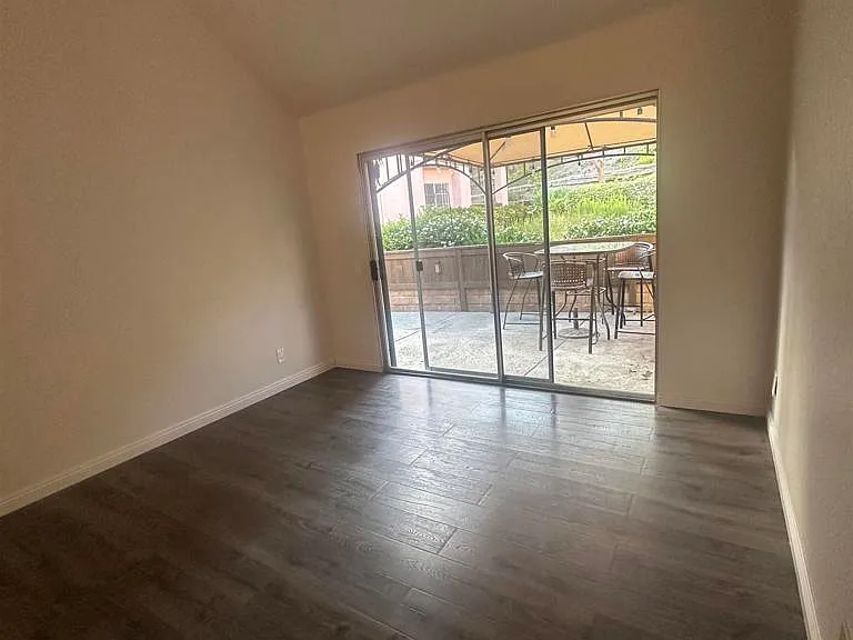 12090 Calle De Montana #254-EL — Photo 11