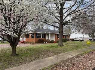 320 N 5th Ave, Piggott, AR 72454