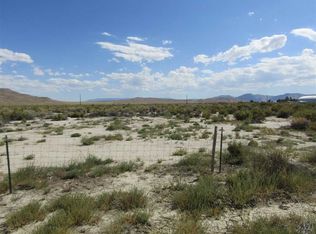 11 Yermo Ln, Yerington, NV 89447
