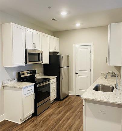 2nd image of 410 English Commons Dr #10813022