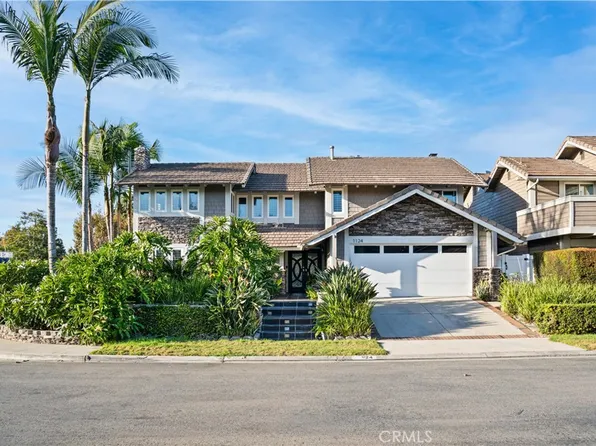 1124 Dennis Dr, Costa Mesa, CA 92626