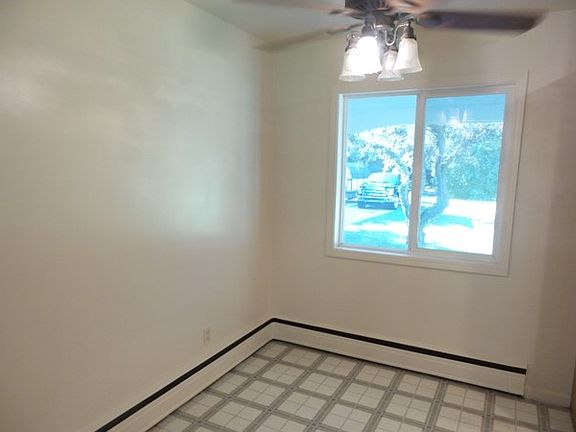5th image of 7086 Dove Ln