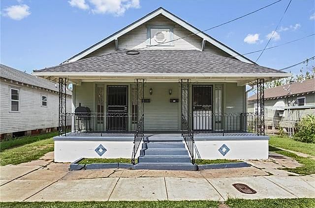 1st image of 2524 Frenchmen St