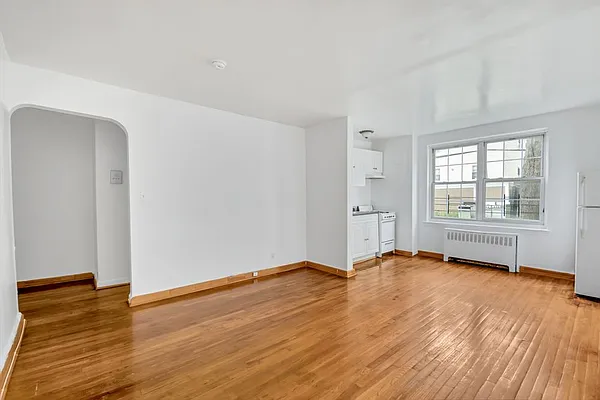 Rented by Pistilli Realty Group | media 2