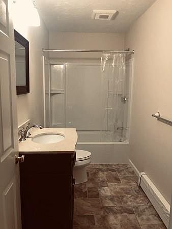 2nd image of 160 Pine St #2