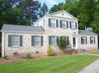 120 Ridgewood Cir, Greenwood, SC 29649