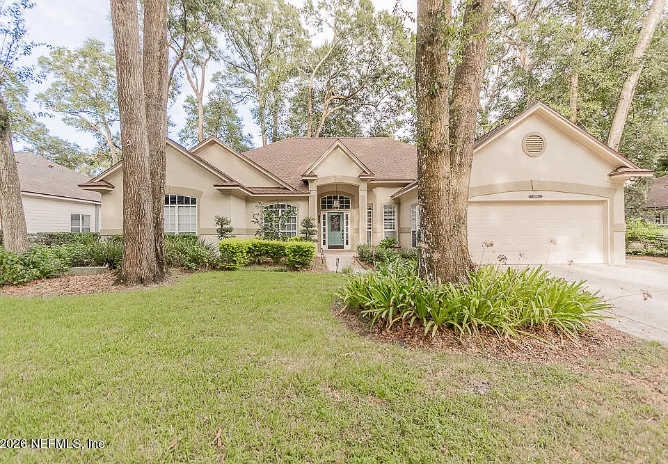 11889 W Clearwater Oaks Dr