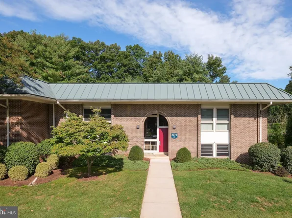 3272 Gleneagles Dr #67-1D, Silver Spring, MD 20906