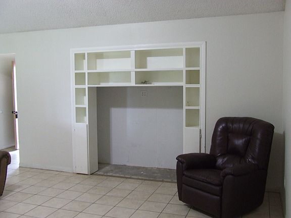 2nd image of 1441 N Dale Ave