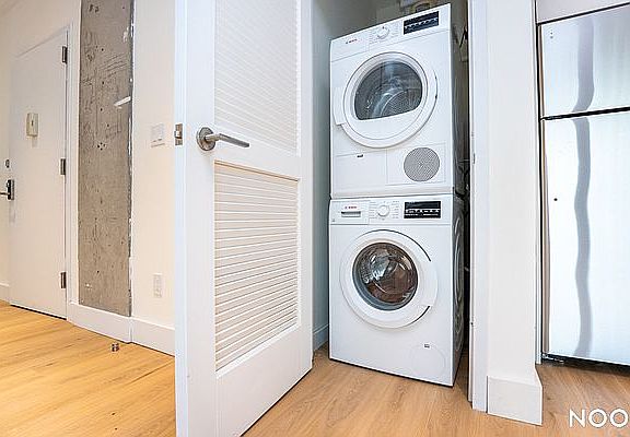 5th image of 378 Weirfield St Penthouse 5