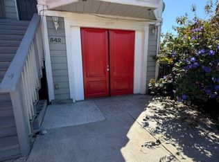 542 Lewis St, Oakland, CA 94607