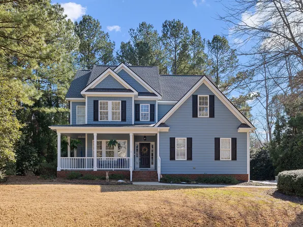 8649 Glade Hill Dr, Apex, NC 27539