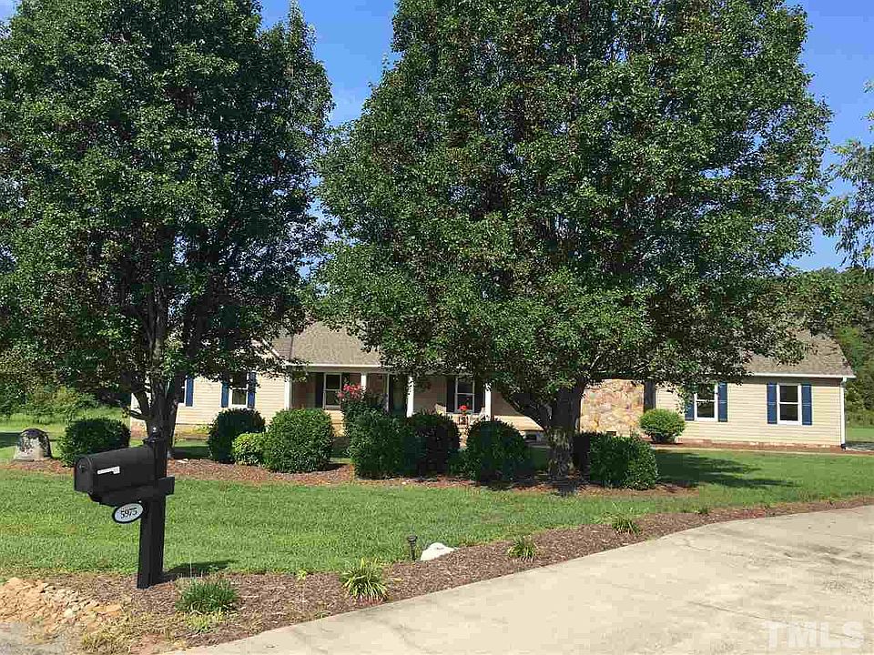 1st image of 5975 Chestnut Oak Dr