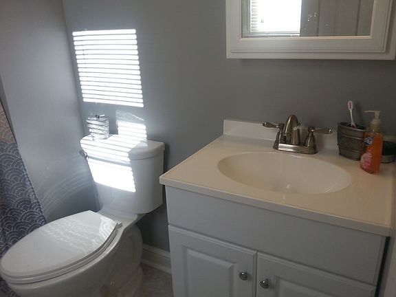 4th image of 114 Villa Way