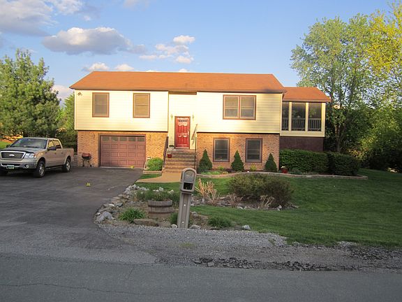 3rd image of 108 Asbury Ct
