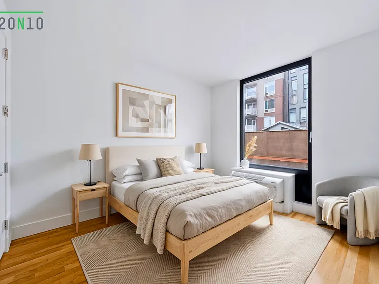 220 N 10th St #4K — Photo 8