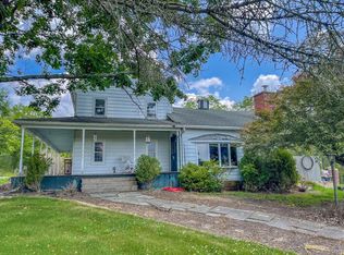 942 Litchfield Rd, Sayre, PA 18840