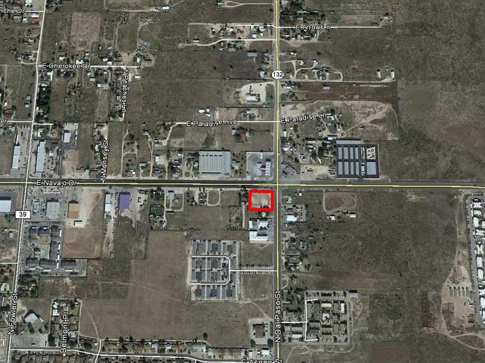2nd image of 3303 N Dal Paso St