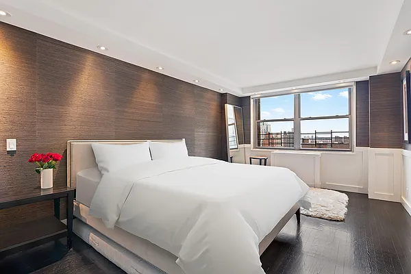 Sold by Corcoran | media 5