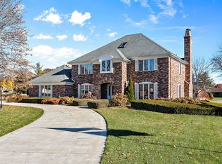 8411 Carriage Green Dr, Darien, IL