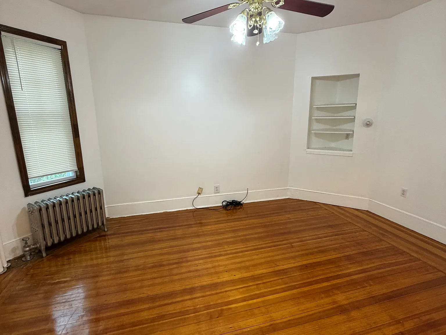 2 bed, 1150 sqft, $2,800 — Photo 4