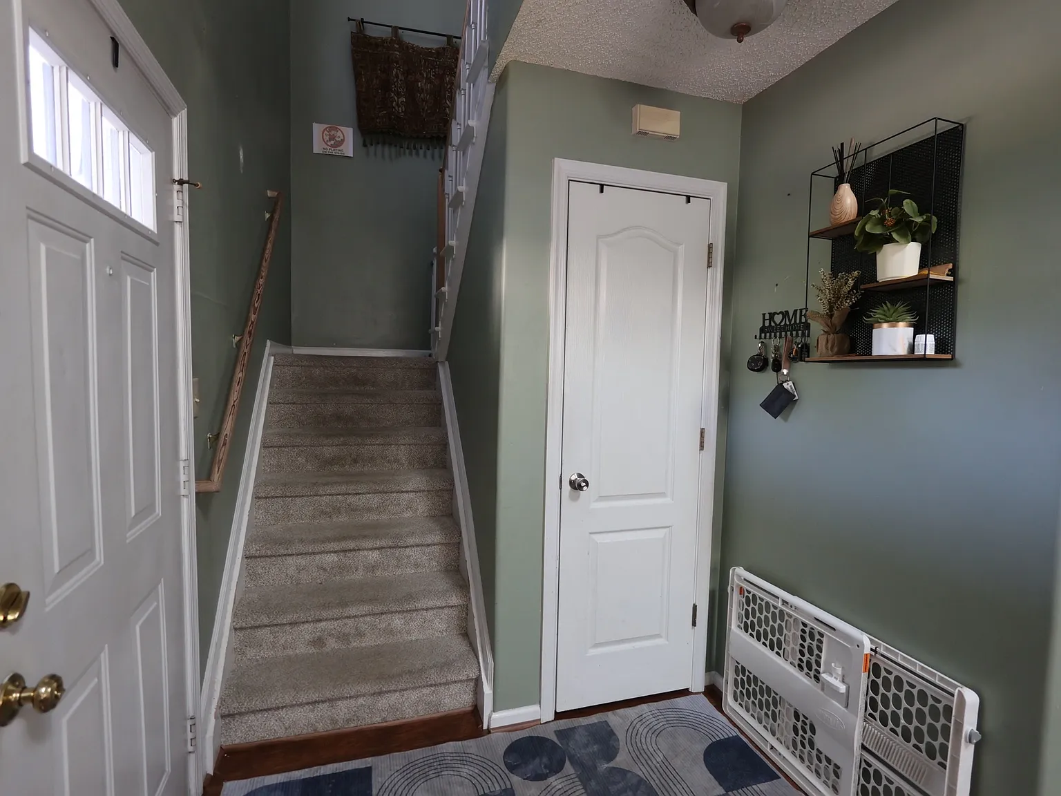 2 bed, 1587 sqft, $2,600 — Photo 2