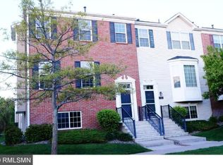 1767 Grove Dr, Shakopee, MN 55379
