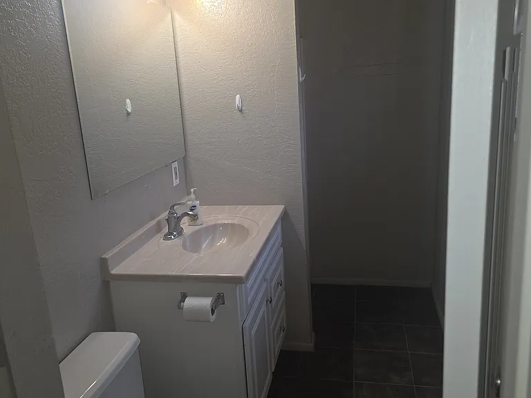 40 S Pinegrove Rd #1 — Photo 13