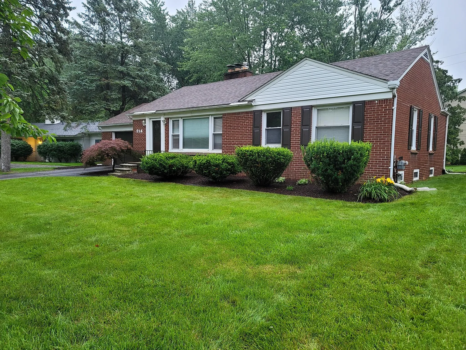 214 Marlborough Dr #214 photo 1