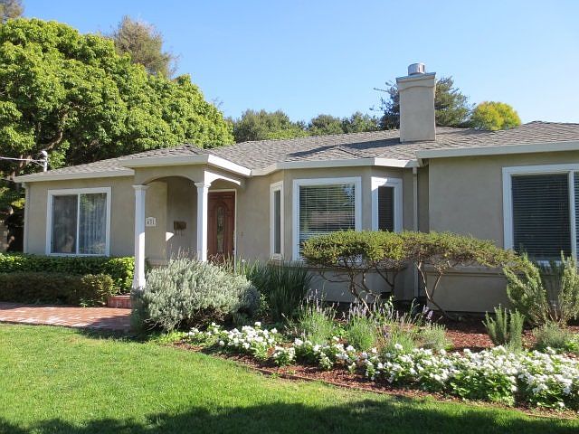 1st image of 431 Oak Ct